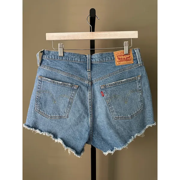 Levi’s 501 Denim Cut Off Button Fly Short Size 30 - Image 3