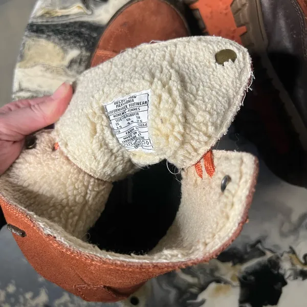 Patagonia Activist Waterproof Rusted Iron Suede Boots 6.5 - Image 9