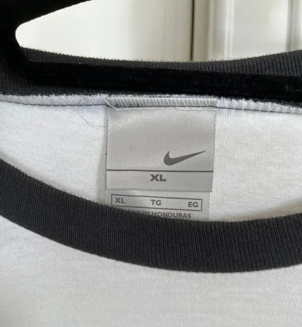 Nike T-Shirt - Image 4