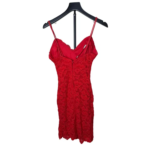 Roberta Vintage‎ Red Floral Lace Bodycon Dress Rhinestone Sweetheart Neckline - Image 4