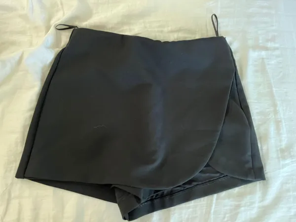 ZARA A-symmetrical Black Mini Skort - Image 2