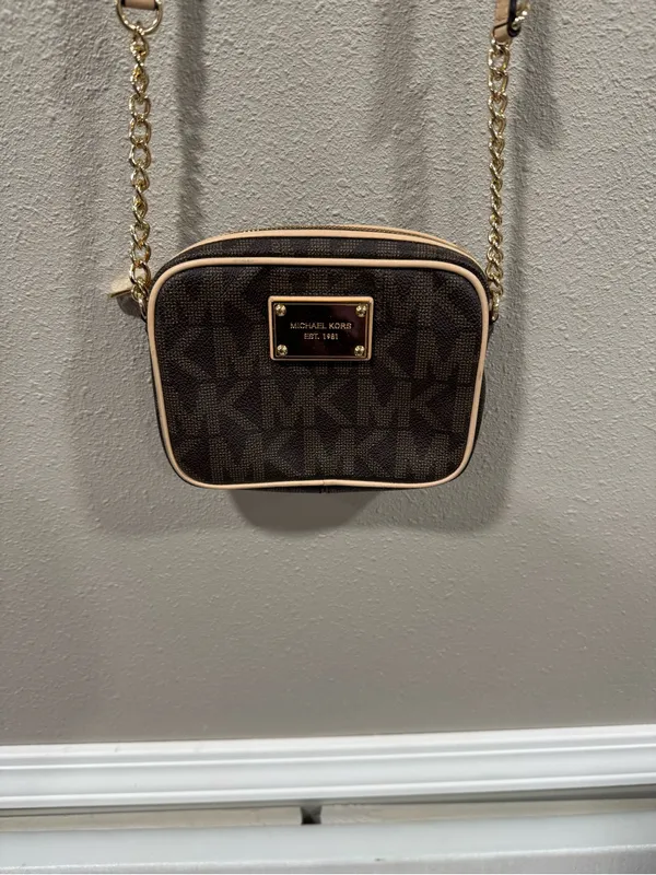 Michael Kors Brown Monogram Crossbody with Tan Trim - Image 12
