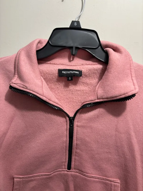Pretty Little Thing Cropped Sweatshirt Pink - Image 2