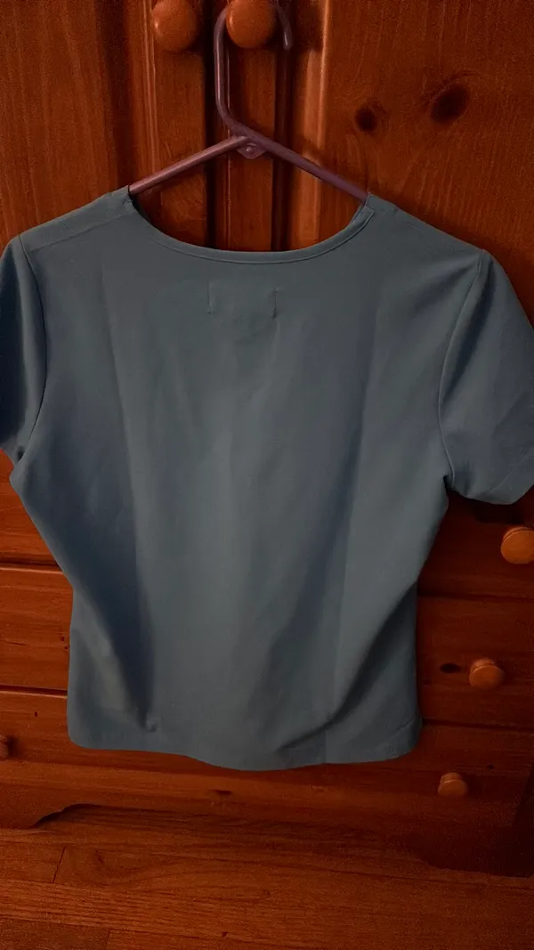 Koi Scrub Set Blue - Image 4