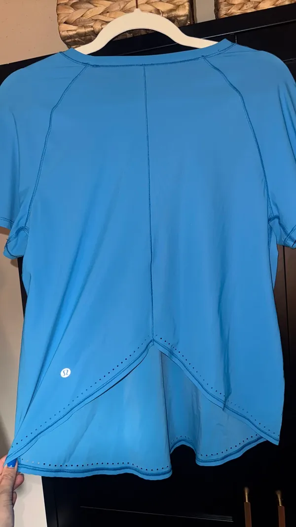 Lululemon top - Image 2