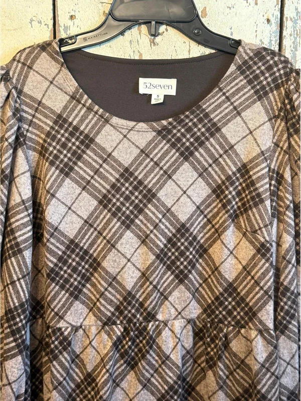NWT 52 Seven Plaid Soft Babydoll Dress Ballon Sleeves Ruffle Hem SMALL - Image 4