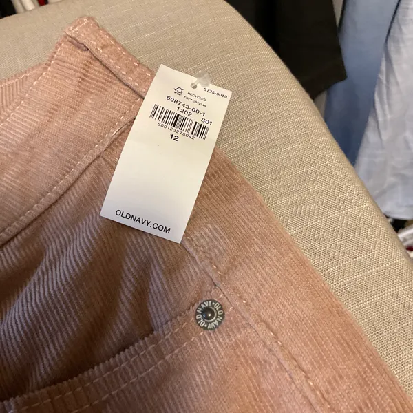 Old Navy - Image 7
