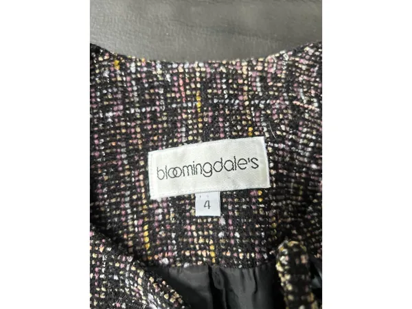 Bloomingdale's Women's Tweed Jacket Size 4 Black - Image 3