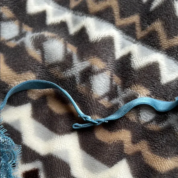 Victoria's Secret Blue Lace Chemise with Plunging V-Neck - Image 3