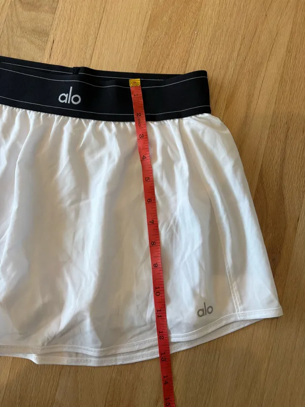 Alo Yoga White Match Point Skirt - Image 5