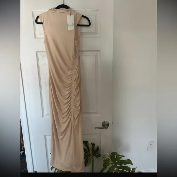 Zara Sleeveless Ruched Midi Dress in Beige - Image 5