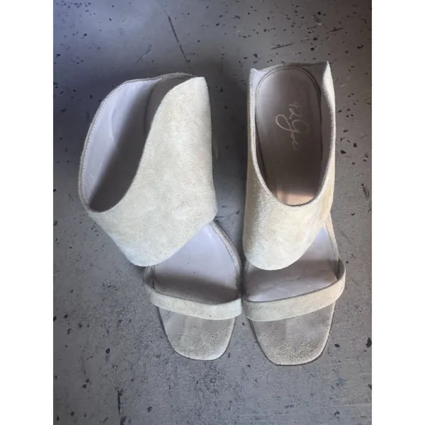 Sz 8 38.5 42 GOLD Linx Leather Heels for Women Offers Suede Leather Lining - Image 2