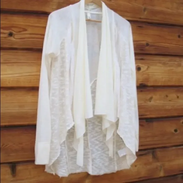 NWOT Anthropologie Tiny Cream Cardigan - Image 4