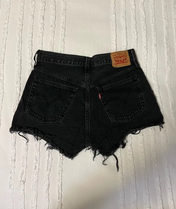 Levi’s 501 Shorts - Image 2