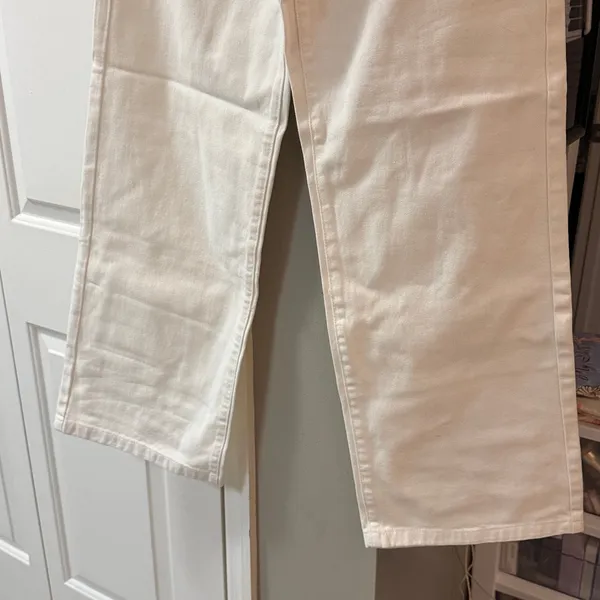 $115 NWT LICHI HIGH RISE WESTERN FLARE JEANS, white 28 - Image 7