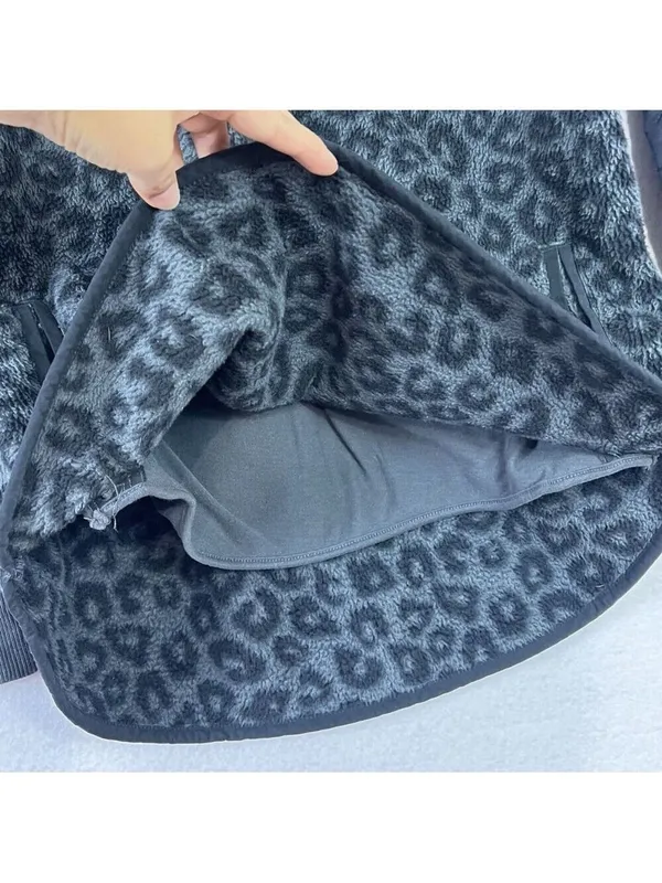 Abercrombie & Fitch Snap-Up Fleece Leopard Print Pullover Asymmetrical Sz Medium - Image 8