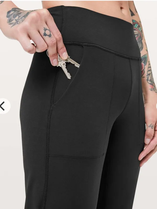 Lululemon Align Joggers Black - Image 4