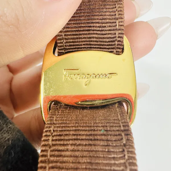 Salvatore Ferragamo Vara Bow Keychain Womens One Size Brown Gold Logo Italy - Image 4