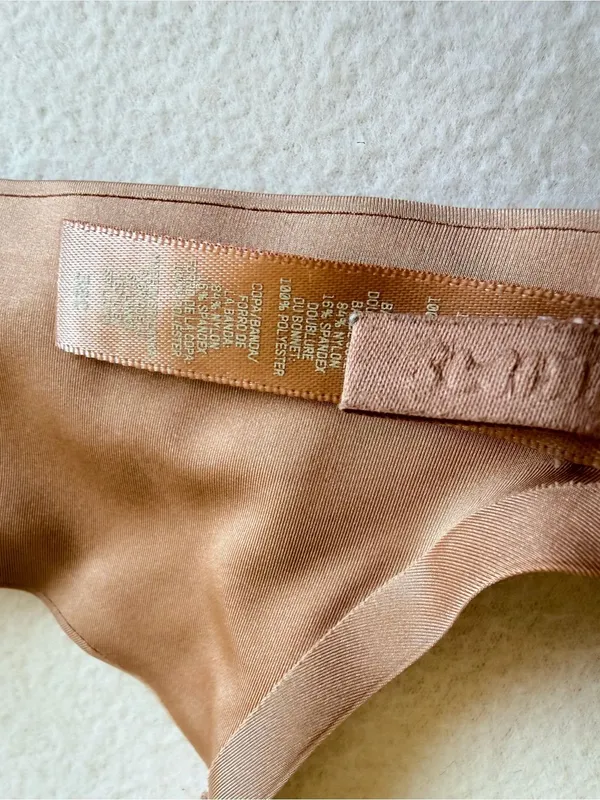 SKIMS Ultimate Push Up Bra Clay - Image 4