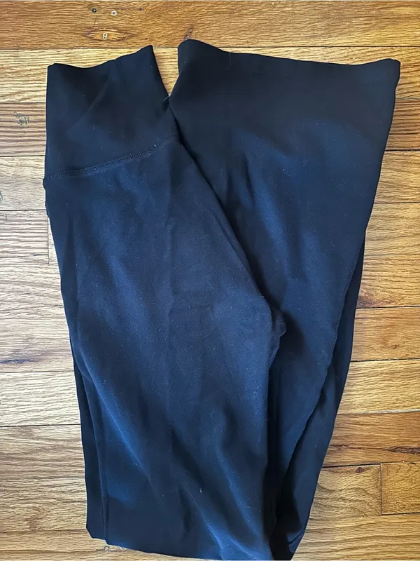 OFFLINE by Aerie Real Me High Waisted Crossover Flare Leggings Black Size Medium - Image 4