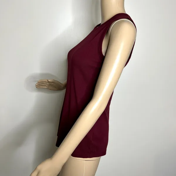 Old Navy Maroon Tank Top - Image 2