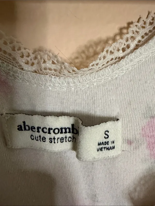 Abercrombie & Fitch White Floral Lace-Trim Cami with Pink Roses - Image 2