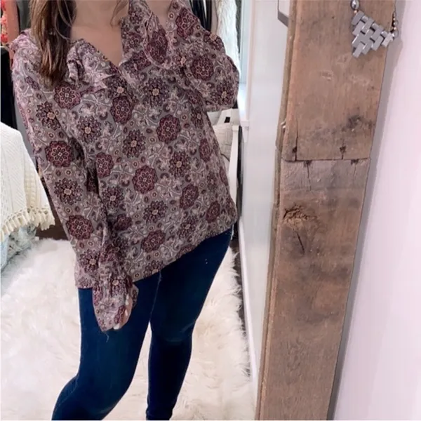 Loft floral paisley ruffle top size medium - Image 2