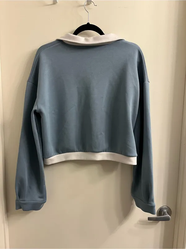 Gold Hinge Stone Blue LuxeSoft Collared Pullover Size Medium - Image 6