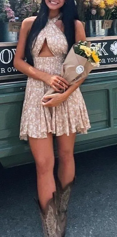 Boutique Floral Dress - Image 2