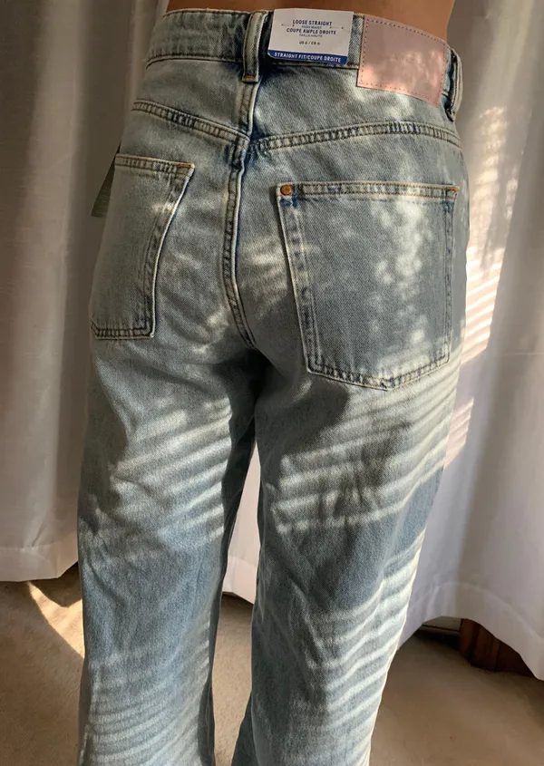 H&M Highwasted Jeans - Image 2