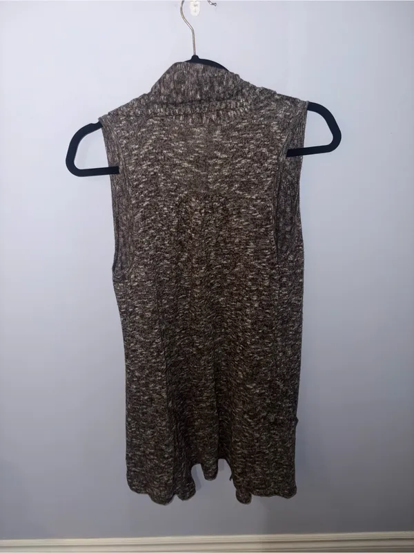 Fever Open-Front Sleeveless Knit Vest in size Large - Image 6