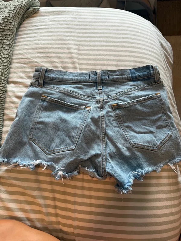 Abercrombie Mom High-Rise Shorts Curve Love - Image 2