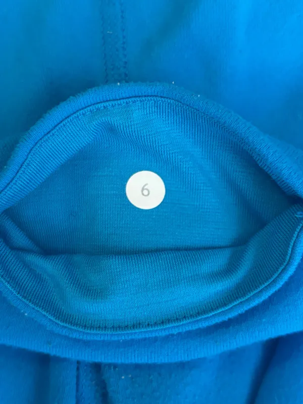 Lululemon Leggings blue size 6, long  - Image 4