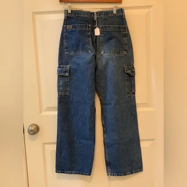 Wrangler Women’s Relaxed Fit Blue Cargo Jeans - Gorpcore Hiking Wide Leg Size-0 - Image 4