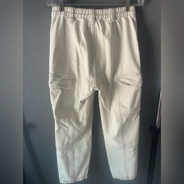 Women’s Pacsun Cream Cargo Pants - Image 4