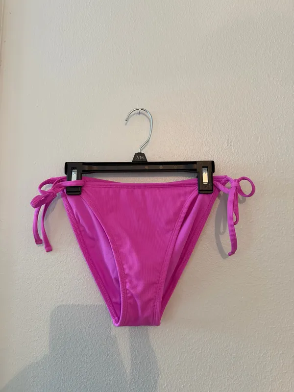 NEVER WORN Shade & Shore Bikini Set Magenta - Image 5