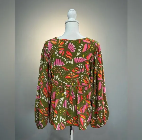 Green Michelle McDowell Retro Print Blouse Size L EUC Size L - Image 2