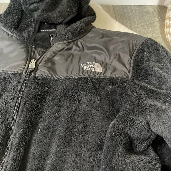 The North Face Osito Black Fuzzy Full Zip Up Jacket - Image 2