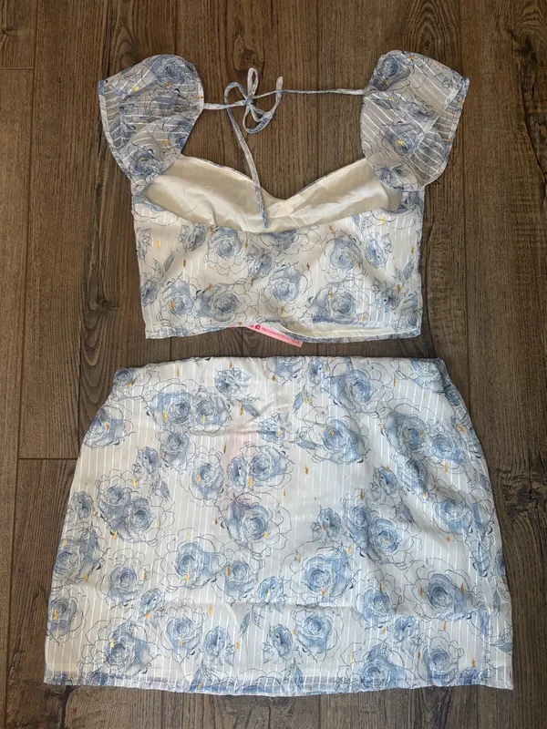 Beginning Boutique Majia Blue Rose Print Skirt - Image 2