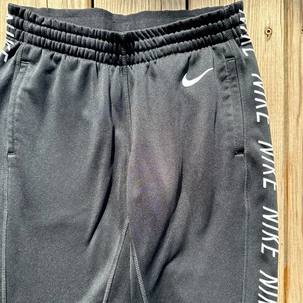 women’s small nike dri-fit black joggers with pockets - Image 3