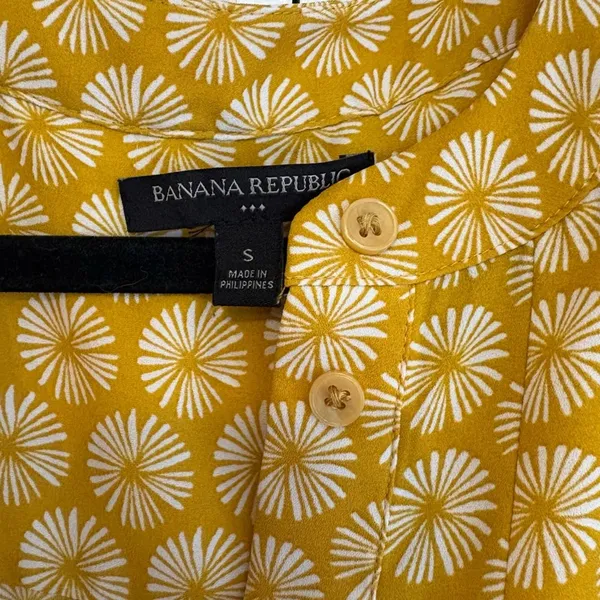 Banana Republic Gold Floral Blouse Size‎ Small - Image 8