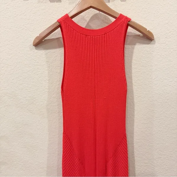 En Saison Tera Ribbed Knit Bodycon Vacation Midi Dress in Tomato Red Size Small - Image 5