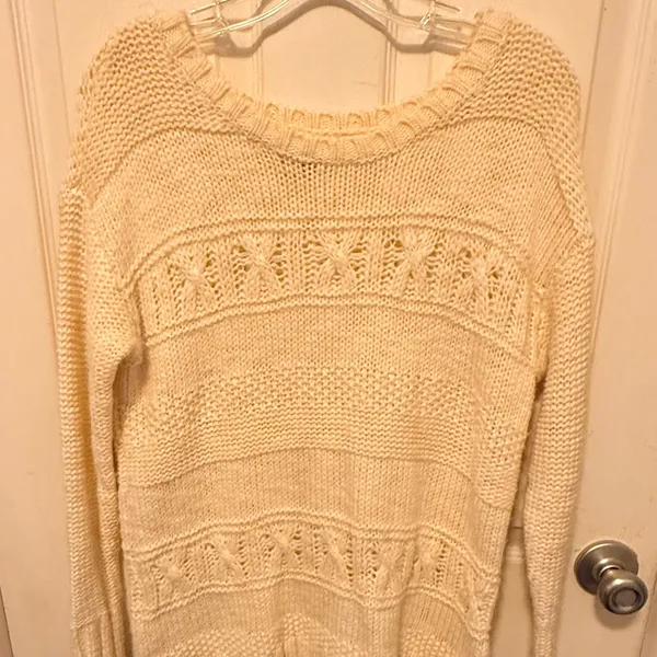American Eagle Sweater - Image 4