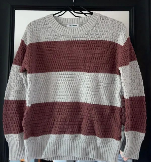 Old Navy Sweater - Image 2