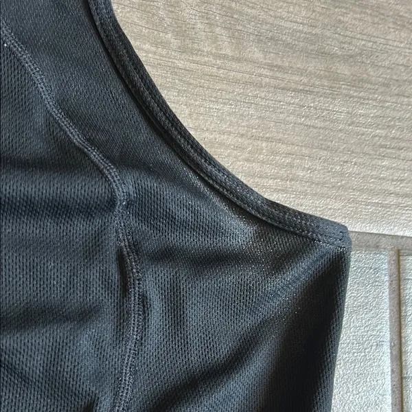 Nike Black Fitted Sleeveless Tank Top - Image 4