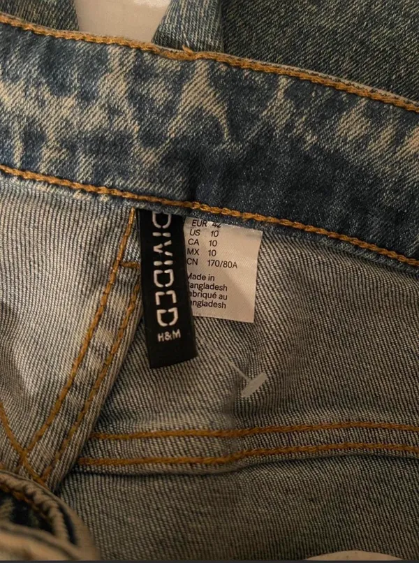 H&M Divided High-Rise Mom Jeans - Acid Wash - Size 10 - Image 7