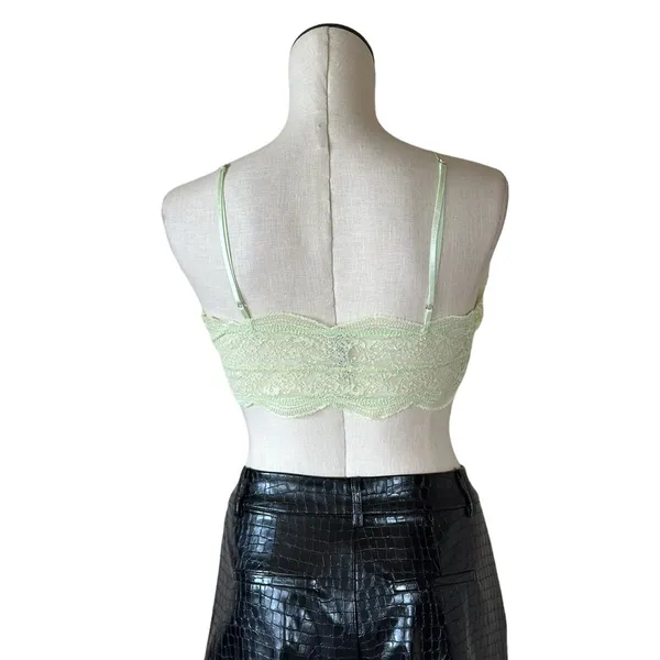NWOT Intimately By Free People Lace Bra top Bralette - Image 5
