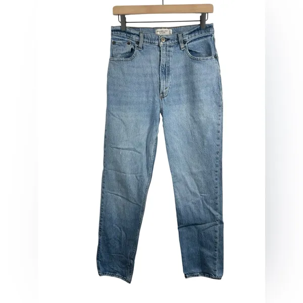Abercrombie & Fitch 90s Straight Jeans Womens Size 28 Light Wash High Rise Denim - Image 2