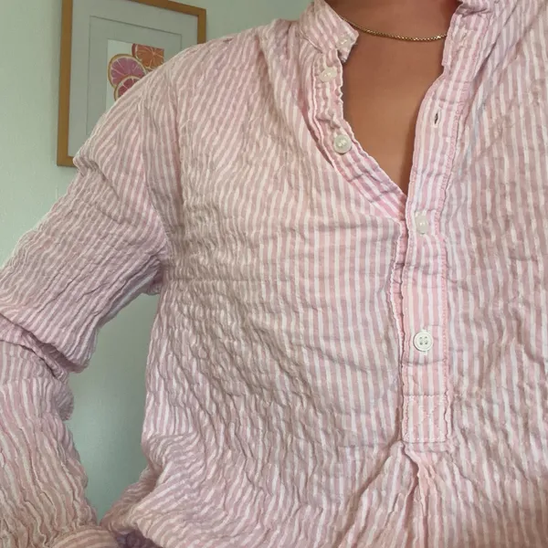 H&M pink and white linen top - Image 2