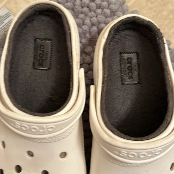 Crocs sandals slip-On Strap Shoe faux Fur Solid white Men's Size 9 - Image 2